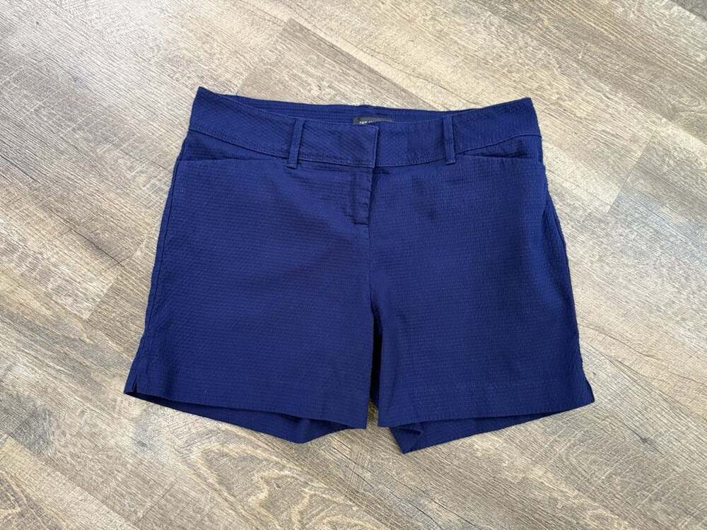 The Limited Navy Waffle Weave Tailored Shorts Women's Size 8 Stretch Pockets